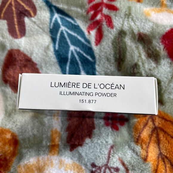 NIB CHANEL LUMIÈRE DE L’OCÉAN Illuminating Powder Highlighter Spring 2024 - Picture 7 of 8